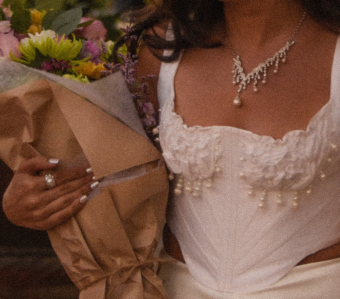 The V Necklace with Pearls